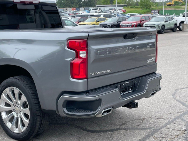 2020 Chevrolet Silverado 1500 in Cars & Trucks in Oakville / Halton Region - Image 4