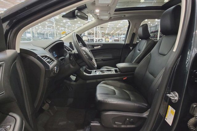2022 Ford Edge Titanium AWD | PANORAMIC ROOF | B&O AUDIO in Cars & Trucks in Regina - Image 2