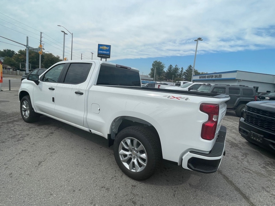 2022 Chevrolet Silverado 1500 Custom 4WD / REAR CAMERA / SPRA...