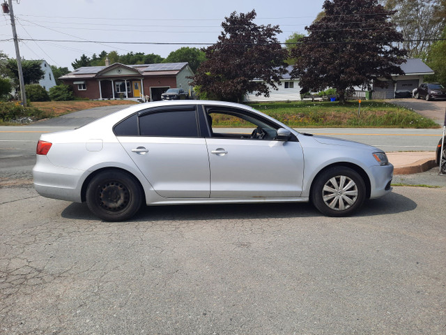 2014 Volkswagen Jetta Sedan Trendline+ in Cars & Trucks in Bridgewater - Image 4