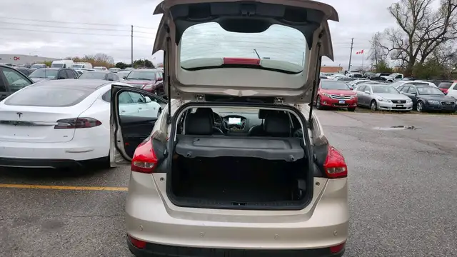 2018 Ford Focus Titanium Hatch in Cars & Trucks in Oakville / Halton Region - Image 28