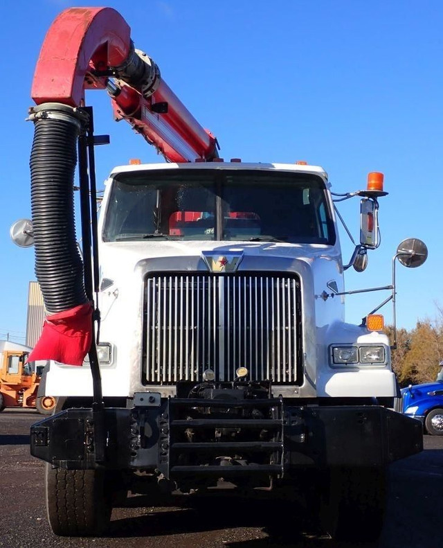 2011 Western Star 4900S in Heavy Trucks in Longueuil / South Shore - Image 2