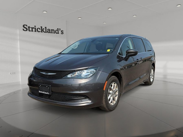 2022 CHRYSLER GRAND CARAVAN SXT in Cars & Trucks in Stratford - Image 2