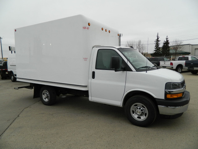 2023 Chevrolet Express Only 24399 kms/ FACTORY WARRANTY   in Cars & Trucks in Edmonton