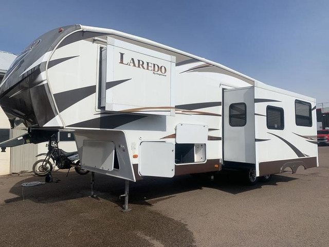 2014 Keystone RV Laredo 293SBH Regular Price $45990 Reduced $600 in Travel Trailers & Campers in Charlottetown - Image 3