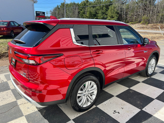 2024 Mitsubishi OUTLANDER PHEV in Cars & Trucks in Annapolis Valley - Image 4