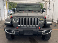 À voir! / Come see it! TRÈS BIEN ÉQUIPÉ / VERY WELL EQUIPPED. Version Sahara 4x4 avec Moteur V6 3.6L... (image 3)
