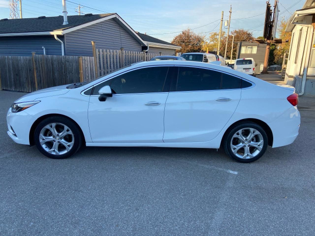  2017 Chevrolet Cruze Premier ** CARPLAY, NAV, HTD LEATH ** in Cars & Trucks in St. Catharines - Image 4