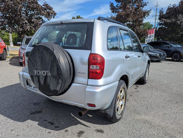 2004 Toyota RAV4 in Cars & Trucks in Ottawa - Image 3