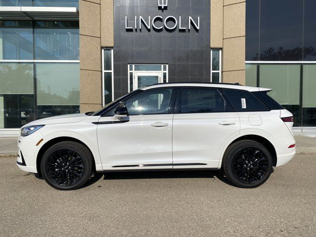 2025 Lincoln Corsair Reserve in Cars & Trucks in Edmonton - Image 3