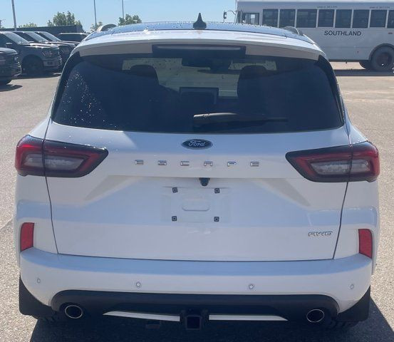 2023 Ford Escape ST-LINE ELITE EcoBoost™ AWD **New Arrival** in Cars & Trucks in Regina - Image 4