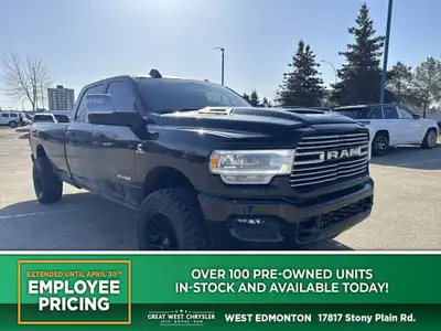 This Ram 3500 boasts a Intercooled Turbo Diesel I-6 6.7 L/408 engine powering this Automatic transmi...