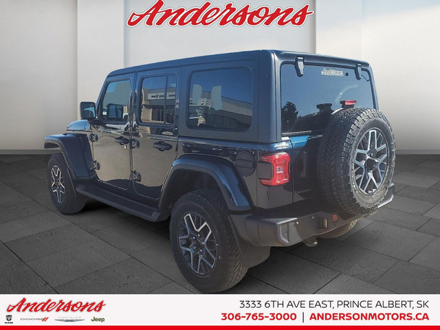 2025 Jeep WRANGLER 4-Door SAHARA Advanced Cruise Control / Power in Cars & Trucks in Prince Albert - Image 4