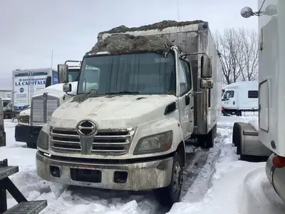 Heavy truck / Camion lourd - # STOCK: GX-31119 2009 HINO 185 HINO 185 2009 MOTEUR 4.7 LITRES JO5D-TF...