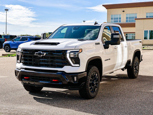 2025 Chevrolet Silverado 2500HD LT in Cars & Trucks in Strathcona County - Image 4