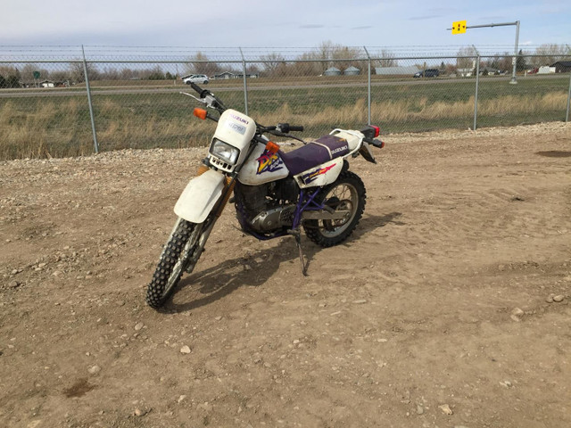 1997 Suzuki Dirt Bike DR200 in Dirt Bikes & Motocross in Edmonton