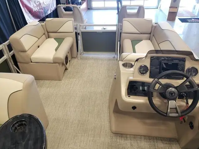 2023 Avalon Venture Fish N Cruise 21 FT in Powerboats & Motorboats in Saskatoon - Image 11