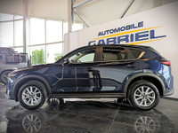 Comes equipped with: Power Mirrors, Halogen Headlamps, Courtesy lights, LED Headlights, LED Daytime... (image 8)