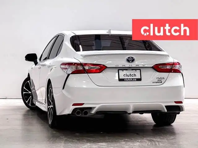 2020 Toyota Camry Hybrid SE w/ Apple CarPlay, Heated Front Seats dans Autos et camions dans Ottawa - Image 10