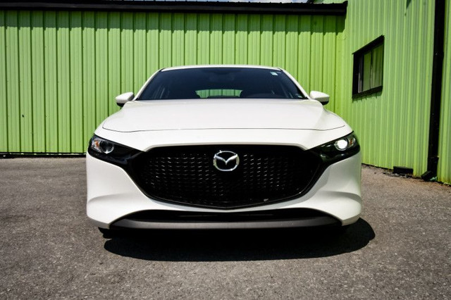 2022 Mazda Mazda3 Sport GX • HEATED SEATS • CP/AA • REAR CAM in Cars & Trucks in Cornwall - Image 4