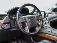 2020 GMC Yukon Denali Experience the perfect blend of luxury and performance with the 2020 GMC Yukon... (image 7)