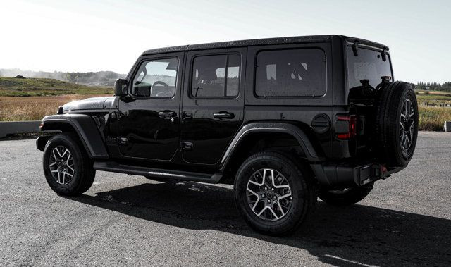 2025 Jeep Wrangler Sahara in Cars & Trucks in Strathcona County - Image 2