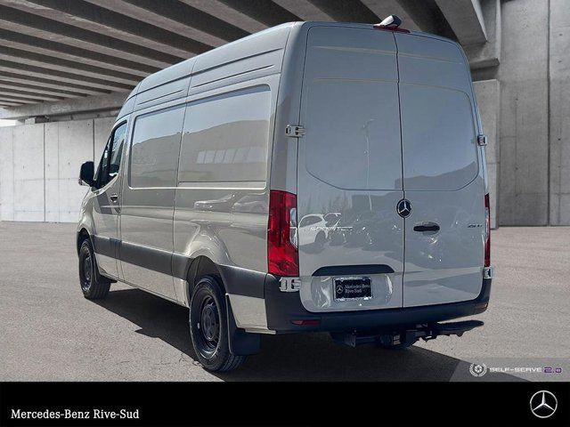2025 Mercedes-Benz Sprinter 2500 144 Wheelbase High Roof RWD in Cars & Trucks in Longueuil / South Shore - Image 3