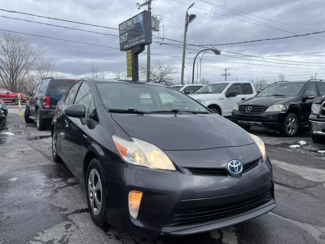 2012 TOYOTA Prius Prius Prius Prius Prius Prius II in Cars & Trucks in Laval / North Shore