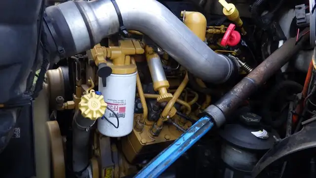 2008 ford F-750 18 Foot Flat Deck Regular Cab 2WD Diesel Dually  in Heavy Trucks in Richmond - Image 37