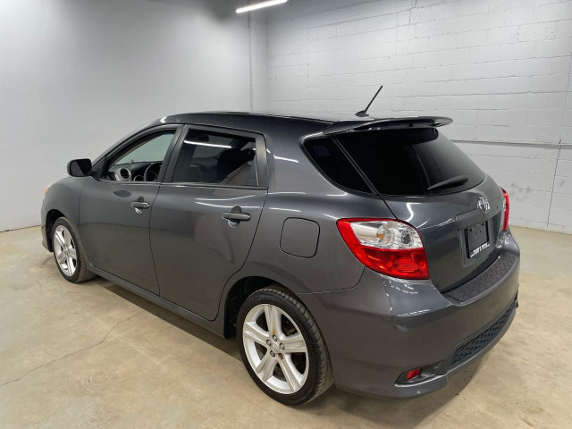 2014 Toyota Matrix S in Cars & Trucks in Guelph - Image 4