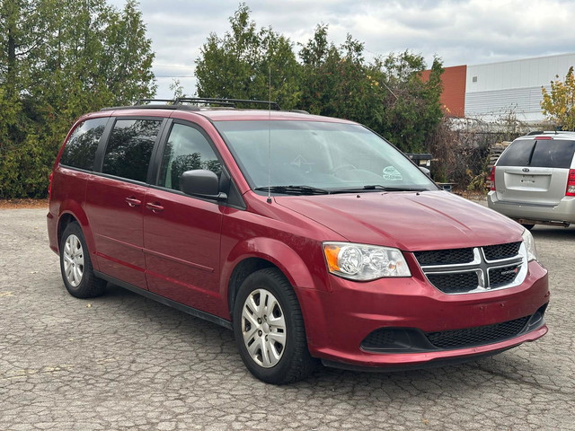 2014 DODGE GRAND CARAVAN SXT FWD I NO REPORTED ACCIDENTS I LOW M in Cars & Trucks in Hamilton - Image 3