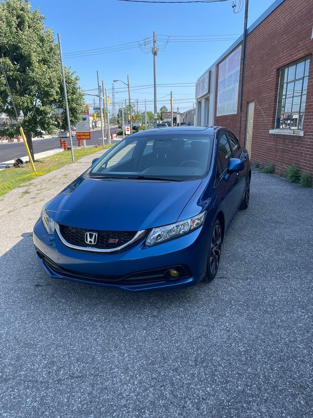 2013 Honda Civic 4dr 6 SPEED MANUAL NAVI BACKUP CAMERA SUNROOF in Cars & Trucks in City of Toronto - Image 2