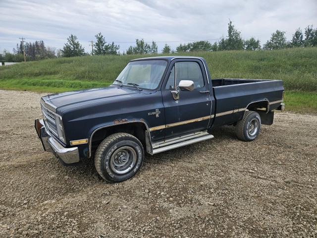 1986 Chevrolet Silverado in Cars & Trucks in Edmonton