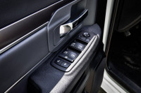 This 2023 Ram 1500 Classic is for sale today. This Crew Cab 4X4 pickup has 62,898 kms. It's white in... (image 9)