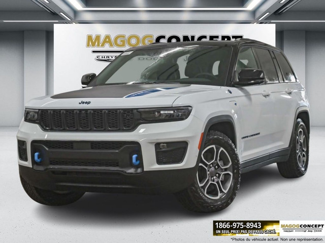  2022 Jeep Grand Cherokee 4xe Trailhawk 4xE TOIT PANO ÉCRANS PAS in Cars & Trucks in Sherbrooke