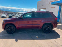 WAS: $29995 NOW: $28995Conquer every road in this 2019 Jeep Grand Cherokee Laredo 4x4! With rugged c... (image 1)