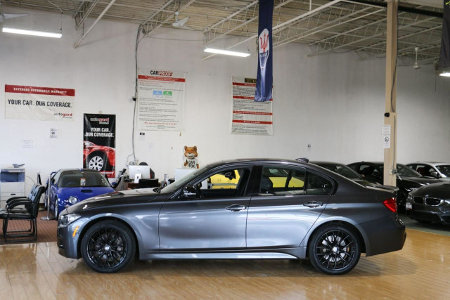 2015 BMW 3 Series 335i xDrive - M PKG|BLINDSPOT|LANEKEEP|SUNROOF in Cars & Trucks in City of Toronto - Image 3
