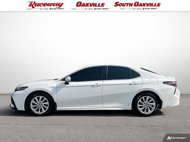 2022 Toyota Camry in Cars & Trucks in Mississauga / Peel Region - Image 3