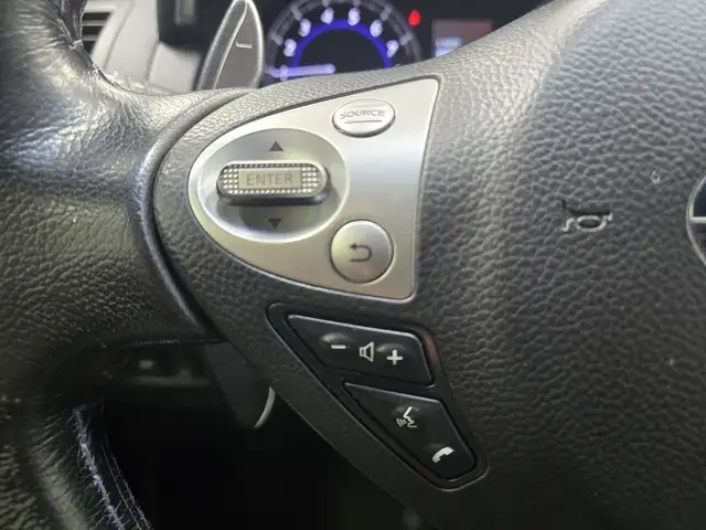 2016 Infiniti QX70 SPORT, NAVI, CUIR, CAMERA, BLUETOOTH in Cars & Trucks in Longueuil / South Shore - Image 20