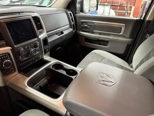 2019 RAM 1500 Classic SLT in Cars & Trucks in Owen Sound - Image 6