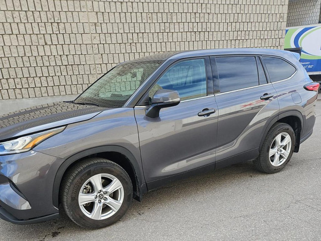 2022 Toyota Highlander in Cars & Trucks in Strathcona County