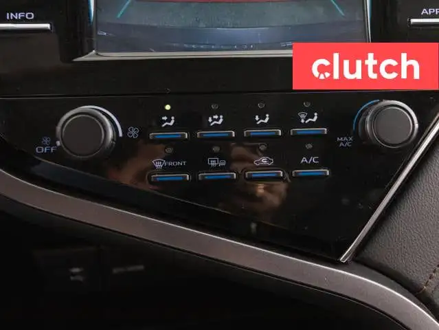 2018 Toyota Camry LE w/ Heated Front Seats, Rearview Cam, Blueto in Cars & Trucks in Ottawa - Image 32