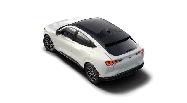2025 Ford Mustang Mach-E PREMIUM | MOBILE PWR CORD | BLUECRUISE  in Cars & Trucks in Calgary - Image 2