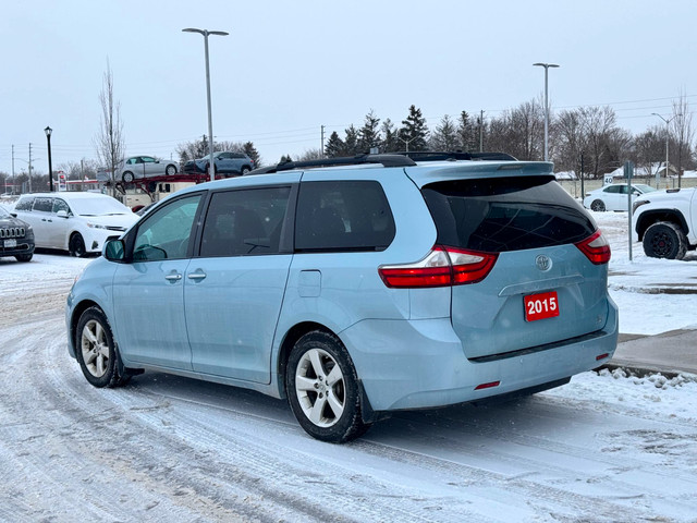 2015 Toyota Sienna XLE 7 Passenger EASY TO FIND IN A PARKING LOT in Cars & Trucks in London - Image 4