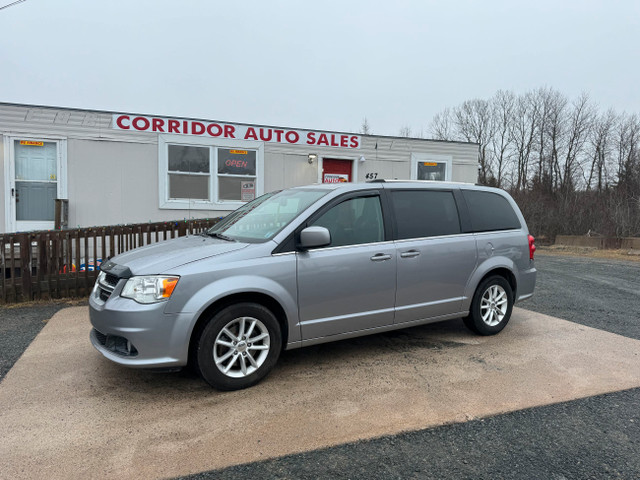 2018 Dodge Grand Caravan SXT Premium Plus in Cars & Trucks in Bedford