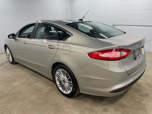 2016 Ford Fusion SE in Cars & Trucks in Guelph - Image 4