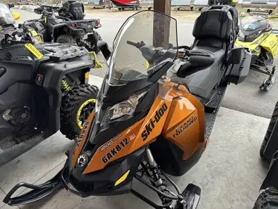 2016 Ski-Doo GRAND TOURING SE 1200 2016 Ski-Doo Grand Touring SE 1200 4-TEC Good Condition! 5860 mil...