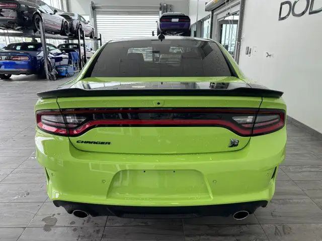 2023 Dodge Charger Scat Pack 392 Widebody dans Autos et camions dans Saint-Albert - Image 6