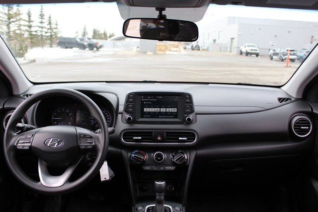 2020 Hyundai Kona Essential in Cars & Trucks in Calgary - Image 2