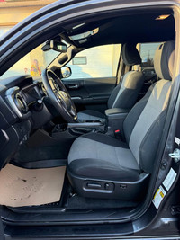 **CARS TRUCKS SUV 4X4 VAN AWD EDMONTON FINANCING AVAILABLE EASY FINANCING ** 2023 TOYOTA TACOMA TRD... (image 6)